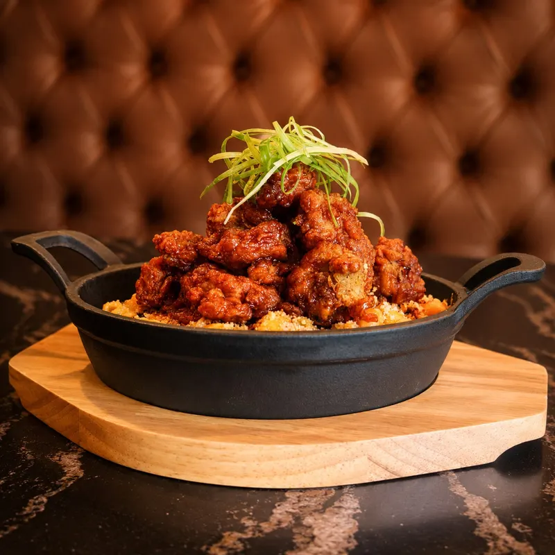 Shareable plate at La Vitrine