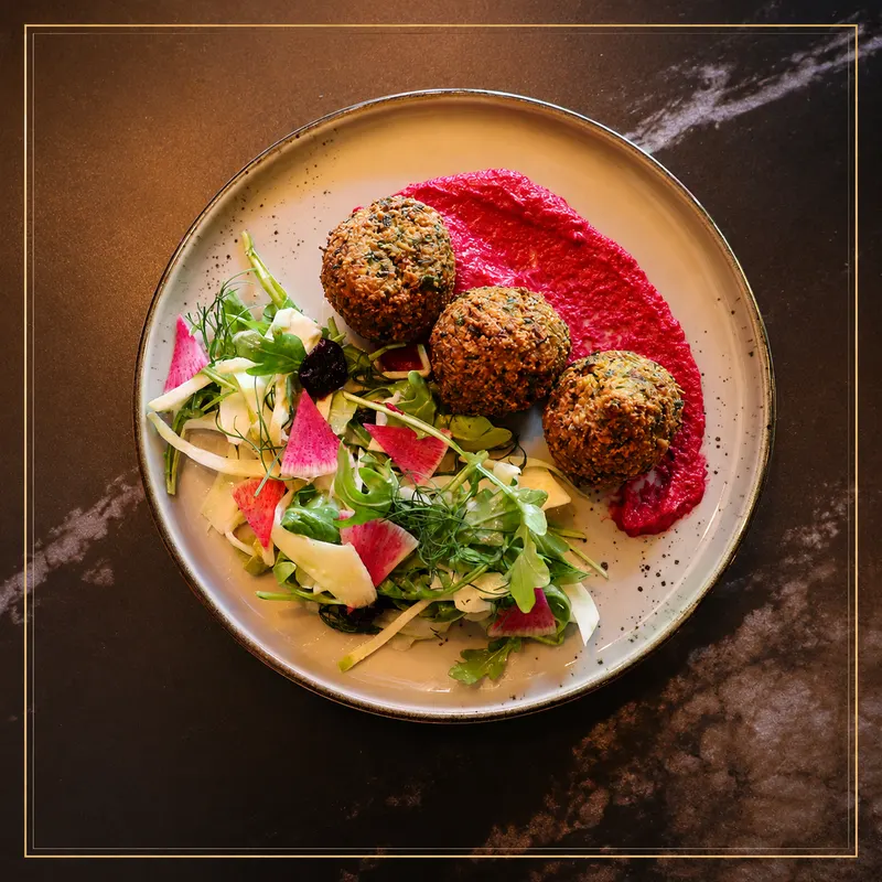 Shareable plate at La Vitrine